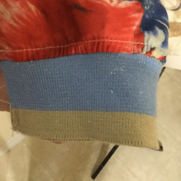 Lightweight Bomber Jacket - Picture 2 of 6